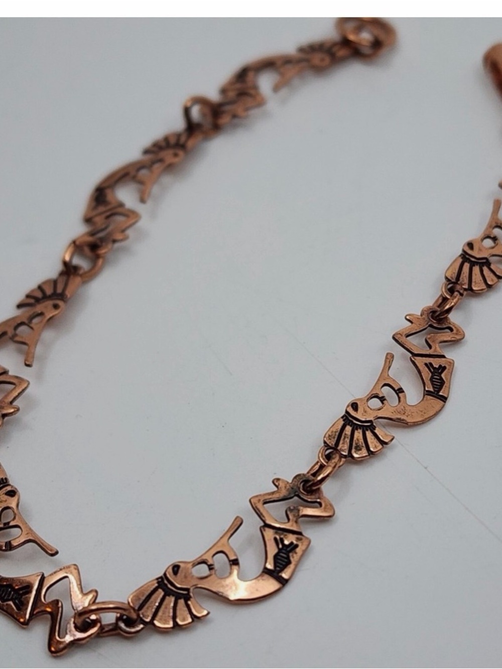 Elegant Gold-Tone Women's Link Bracelet